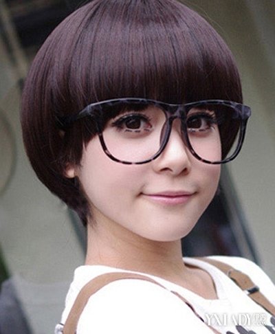 【图】<em>女生短发发型2015款</em>戴眼镜 美翻你的打