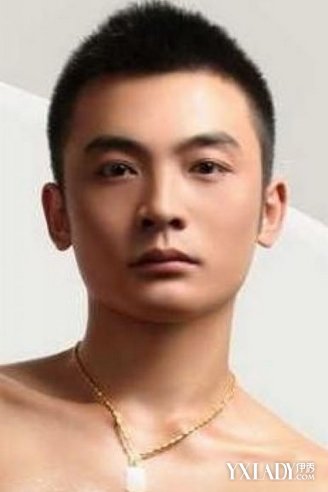 【图】2015男士<em>寸发发型</em> 彰显超man气质(2)_