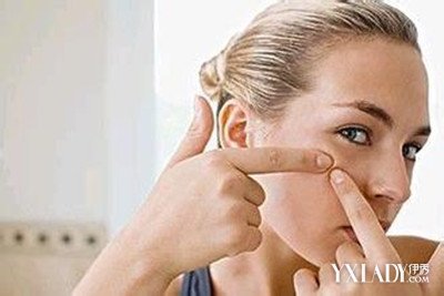 【图】右边脸上长痘痘是什么原因 肺部长火是