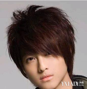 【图】<em>男生</em>头发软适合发型 <em>斜庞克发型</em>是不错