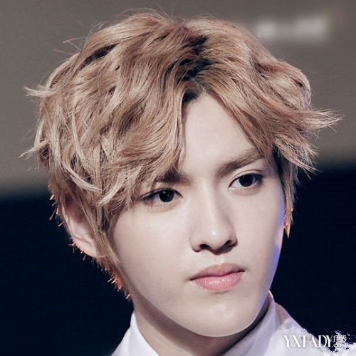 【图】<em>吴亦凡</em>的<em>发型叫什么</em> 盘点<em>吴亦凡</em>的帅气