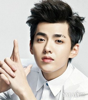 【图】<em>夏季流行发型男</em>短发 小鲜肉男明星发型