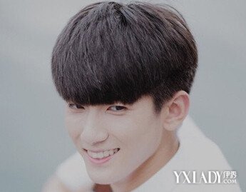 【图】<em>男长脸</em>直发<em>发型</em>图片 示范<em>最流行</em>的男生