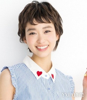 【图】<em>2015</em>新款<em>女式</em>短发<em>发型</em>图片 青春活力十