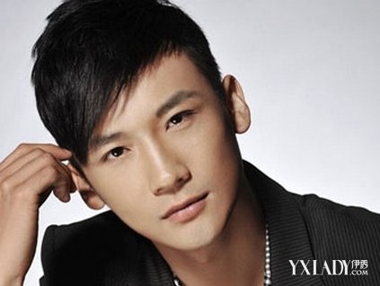 【图】<em>2015l流行什么发型</em> 打造个性帅气潮男_