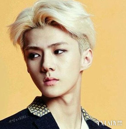 【图】<em>男士复古中分发型</em>推荐 鹿晗时尚中分教