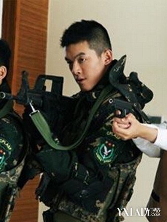 【图】<em>军人发型</em>图片展示 四款<em>毛刺发型</em>打造帅