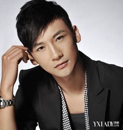 【图】<em>男人椭圆形脸</em>适合什么<em>发型</em> 四款<em>发型</em>打