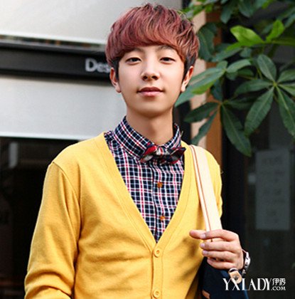 【图】<em>男生</em>齐<em>刘海发型两边推</em> 四款发型打造魅