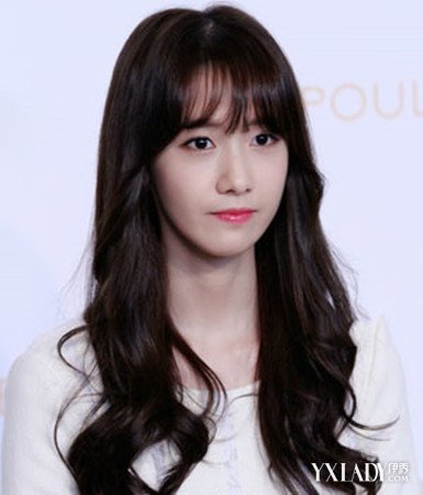 【图】<em>短披肩发烫发发型</em> 披肩烫发打造完美女