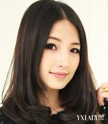 【图】<em>韩式</em>长发<em>发尾微卷发型</em> 4款梨花头<em>发型</em>任