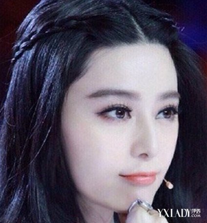 【图】<em>范冰冰中分发型扎法</em>教程 7步教你变华丽