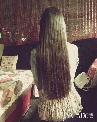 【图】<em>郭碧婷</em>直发背影图片 教你保养<em>头发</em>变身