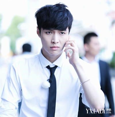 【图】<em>张艺兴</em>极限<em>发型</em>图片 3款<em>发型</em>可爱又帅气