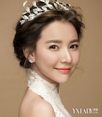 【图】<em>简单</em>大气<em>新娘发型</em>图片 凸显浪漫<em>气质</em>_简