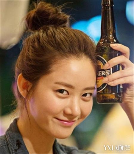 【图】韩式花<em>包头</em>蓬松<em>发型设计</em>推荐 简单扎发