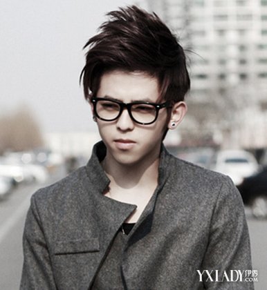 【图】<em>潮流</em>短发<em>发型男</em>推荐 <em>时尚</em>潮男必备造型