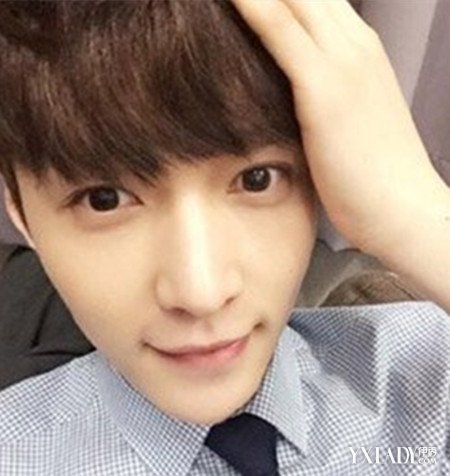 【图】盘点张艺兴<em>极限挑战发型</em>棕色<em>发型</em>图片 