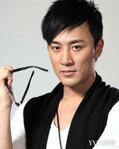 【图】<em>林峰发型短发铲两边</em>图片 帅气造型显男