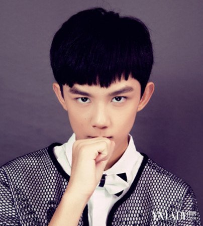 【图】<em>吴磊发型</em>图片 邻家男孩人气爆棚_<em>吴磊</em> 