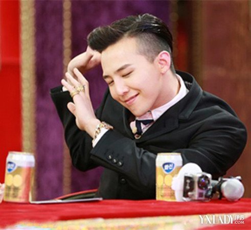 【图】<em>权志龙</em>偏<em>分发型</em>图片 超酷发型潮男必学