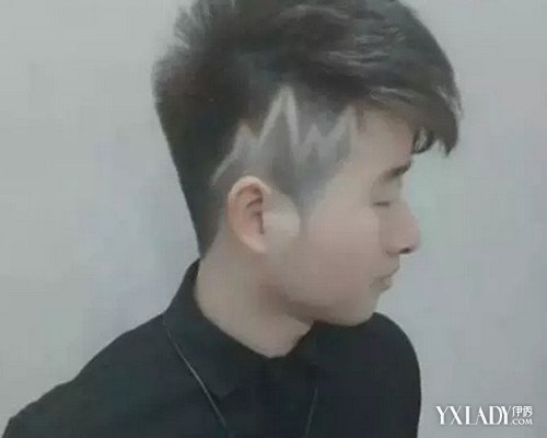 【图】<em>男士最新刻痕发型</em>盘点 霸气刻痕发型让