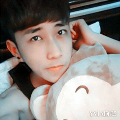 【图】最新<em>男生发型锅盖铲两边</em> 彰显时尚潮流