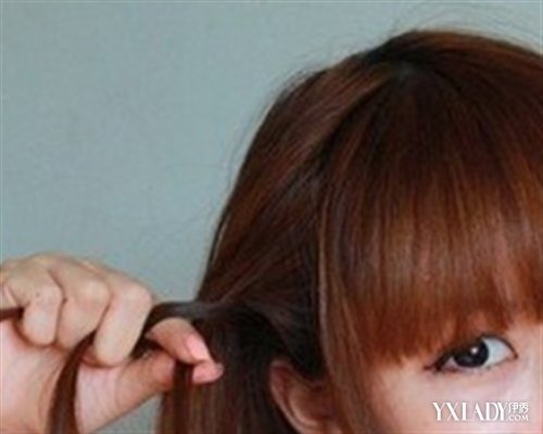 【图】<em>短发梳头发型步骤图</em> 4步骤给你打造一个