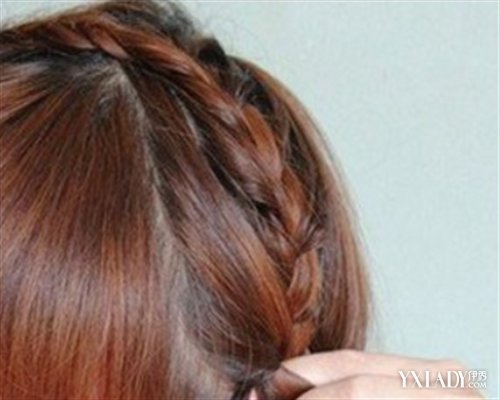 【图】<em>短发梳头发型步骤图</em> 4步骤给你打造一个
