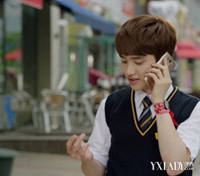 【图】<em>都暻秀发型</em>盘点 演绎别样帅气风格_<em>都暻</em>