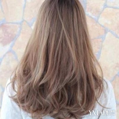 【图】长发<em>背影</em>图片<em>发型</em>欣赏 甜美可爱又小清