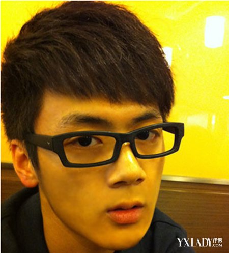 【图】男生斜宠<em>克发型</em>图片 时尚个性又帅气(2