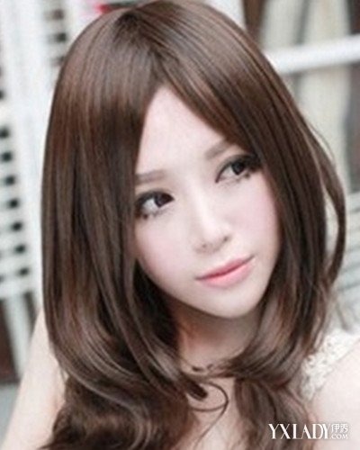 【图】你知道<em>头发多久</em>才能流中分吗? 中分是女