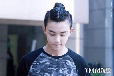 【图】杨洋<em>吴磊诠释</em>小清新帅气<em>发型</em>男短发(3)