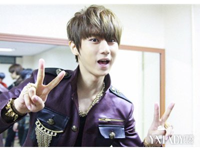 【图】个性帅哥<em>张贤胜shadow发型</em>图片欣赏 凸