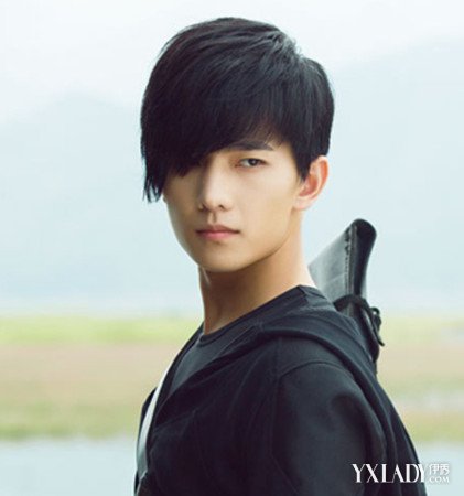 【图】<em>杨洋发型叫什么</em>? 型男发型大盘点_<em>杨洋</em>