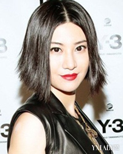 【图】<em>尚雯婕</em>中分<em>发型图片</em> 时尚新潮又修颜(2