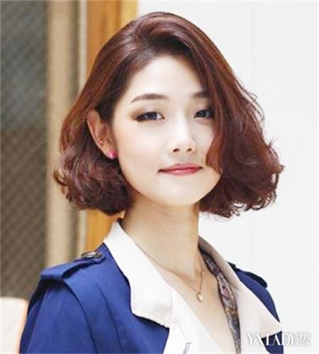 【图】矮<em>个子中年女人发型</em>推荐 气质减龄做零