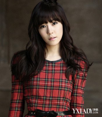 【图】揭菱形脸型女生发型 四款齐刘海发型打