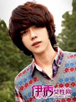 男生短发烫发发型+男生短发纹理烫发型