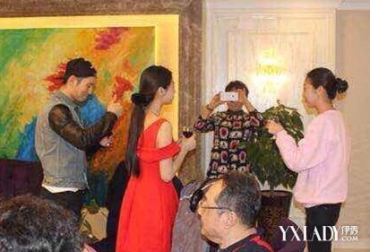 【图】baby随男友黄晓明春节返乡 见家长最需