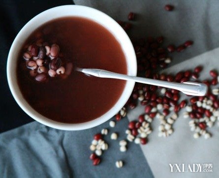 【图】邓紫棋<em>短裤显</em>丰满 粗壮<em>大腿</em>怎样瘦下来