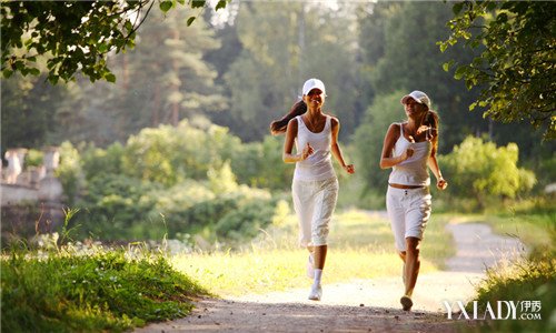 【图】原地跑步的好处和坏处有哪些? 教你正确