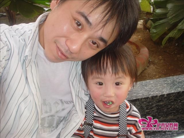 【图】杯具!小小彬彬拍戏养爸爸 其父夜店找小