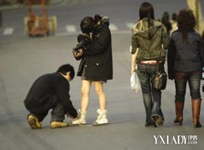 【图】男生帮女生系鞋带代表什么 男生做哪些事会让女生有安全感