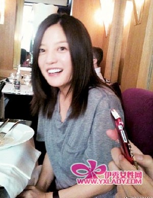  赵薇微博 贴出近照晒瘦身成果 称每天去纤体中