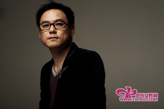 音乐人陈耀川出道20年 重温《女人花》等经典