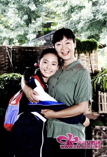  南方 影视 盛典 启动 萨日娜许晴争最佳女主角(图