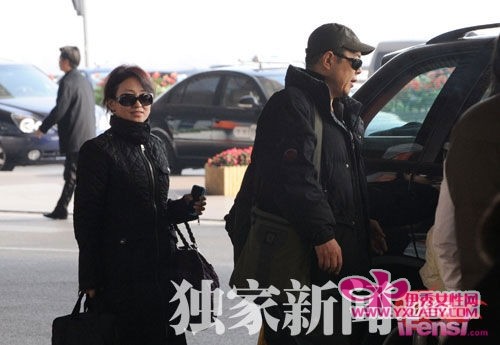  张铁林 携妻带子回京+神秘幼子首度曝光(组图)