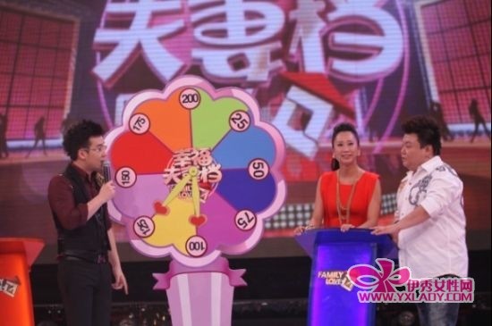 <em>刘刚</em>新专辑诠释深情男人 携妻上综艺默契十足